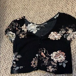 Black floral Kendall and Kylie cropped shirt